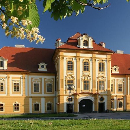 Ubytovani Pod Jilmem Zar Exterior foto